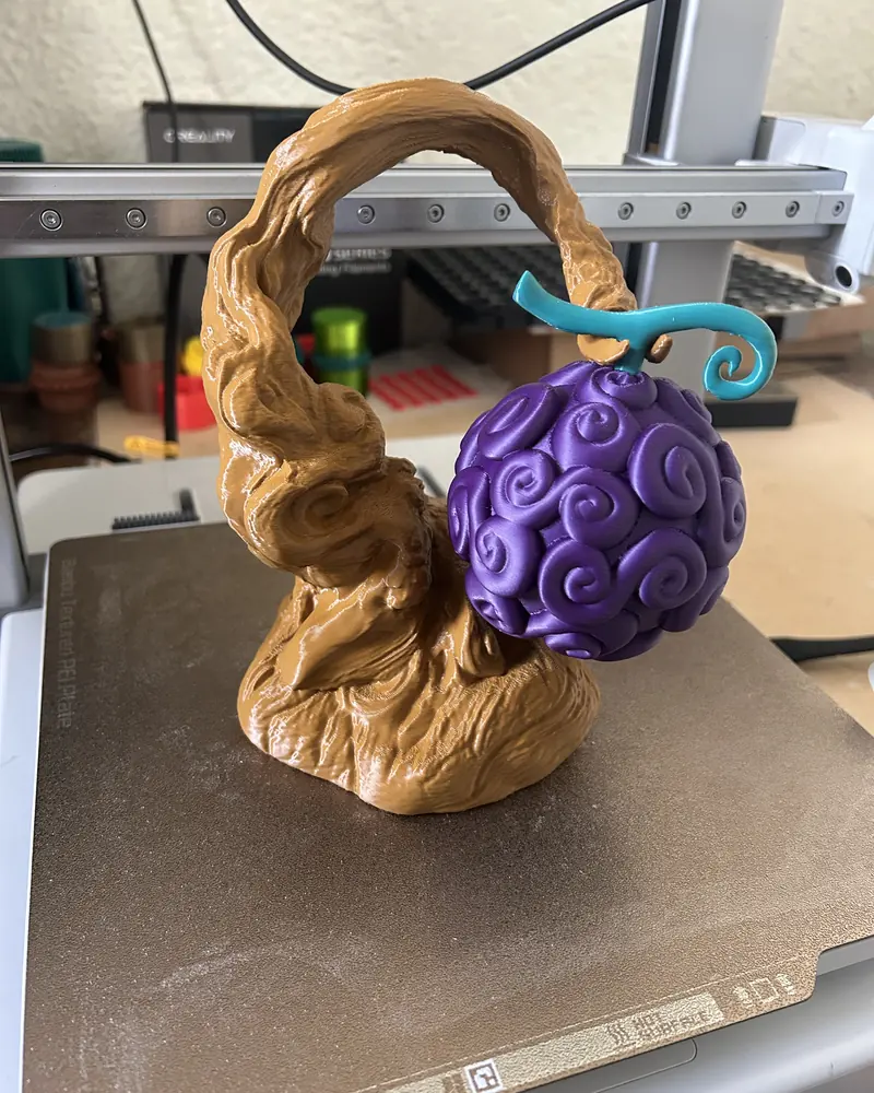 Fruta del diablo de One Piece impresa en 3D, violeta, con soporte de raíces